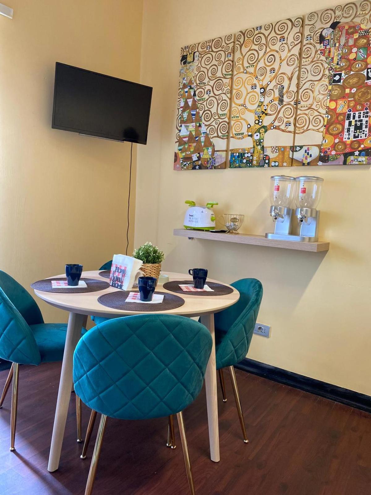 Dr House Luxury Apartment ローマ エクステリア 写真