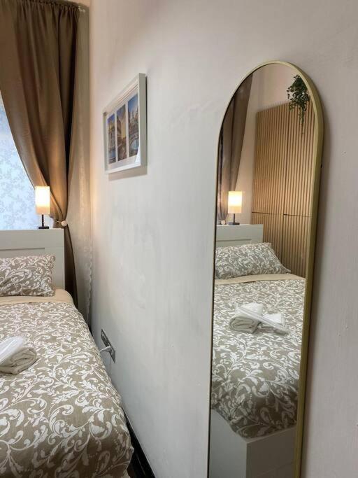 Dr House Luxury Apartment ローマ エクステリア 写真